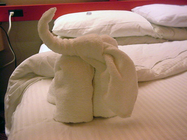 Towel-Elephant1.JPG 43.4 KB